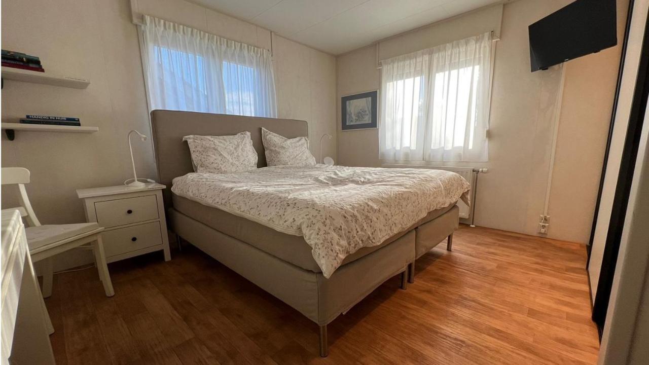 Chalet Buutengeweun, Met Luxe Jacuzzi En Tonsauna Sint Annaland Zewnętrze zdjęcie